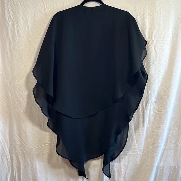 🦇🍷☂️ - Picture 2 of 3